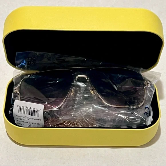 Marc Jacobs 59MM Navigator Sunglasses w/Detachable Chain-Gold Black/Brown-Pink - Picture 16 of 16